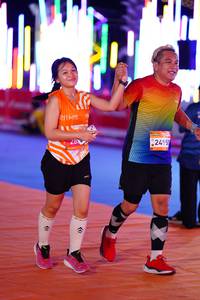 BIB: 211, 24950
                            <button type="button" onclick="openModal(22862624)" class="btn btn-primary btn-sm float-right btn-popup" data-toggle="modal" data-target=".modal-high-quality">
                        <i class="fas fa-shopping-cart"></i> Add to Cart
                    </button>
                                            <button type="button" onclick="isThisMe(22862624, true)" class="btn btn-success btn-sm float-right btn-popup btn-isme hidden" data-toggle="tooltip" data-placement="bottom" title="นี่คือรูปของคุณใช่ไหม คลิกที่นี่เพื่อเอาเข้าอัลบั้ม">
                        <i class="fas fa-plus"></i> Add to album
                    </button>
                    <button type="button" onclick="isThisMe(22862624, false)" class="btn btn-warning btn-sm float-right btn-popup btn-isnotme hidden">
                        <i class="fas fa-ban"></i> Remove from album
                    </button>